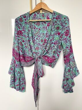 Boho Soul by Tentrend paisley print wrap crop top with bell sleeves O/S